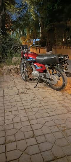 Honda 125 islamabad number