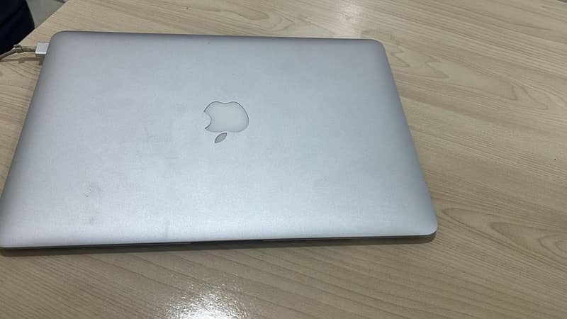 Almost brand new macbook air used very rarely 1