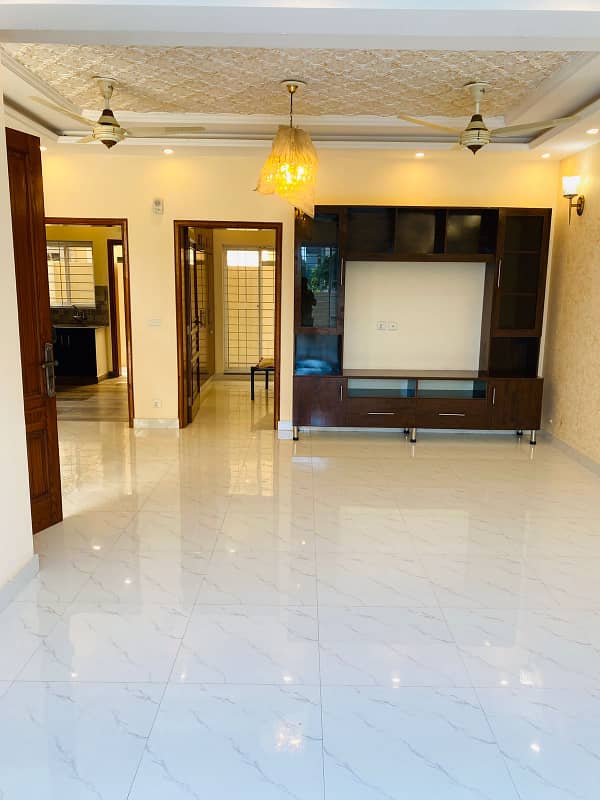 5 MARLA NEAR TO PARK HOUSE AVAILABLE FOR SALE DREAM GARDENS LAHORE 21