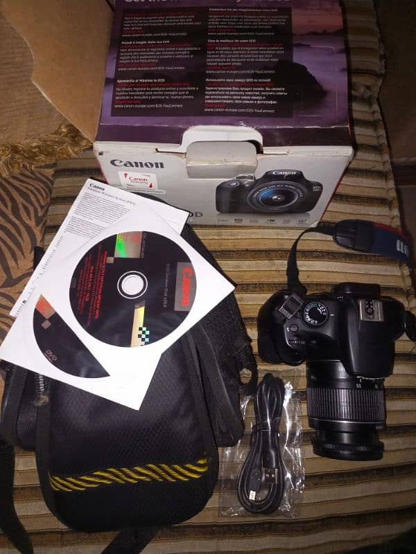 Canon 1200D with complete accseric 4