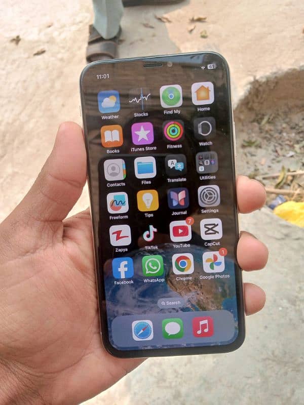 Iphone X 64GB Non Pta 6