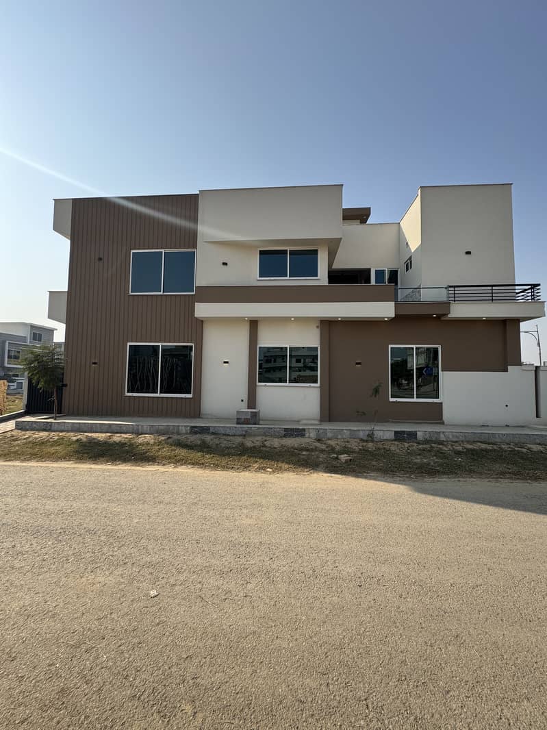 Luxury Corner House For Sale In Faisal Town A Block 4