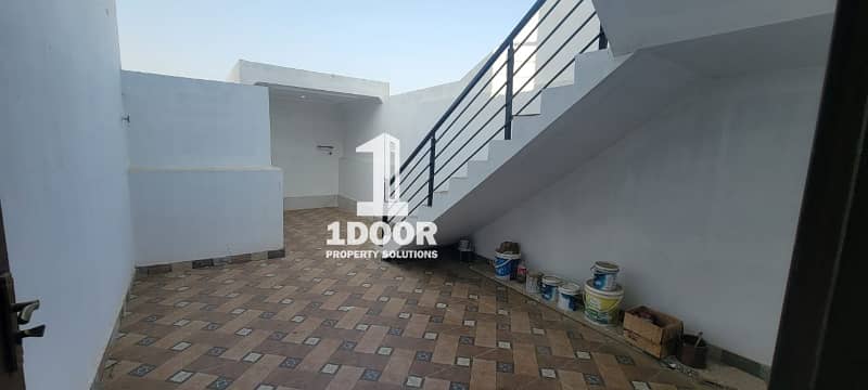 10 Marla Double Storey House For Sale 15