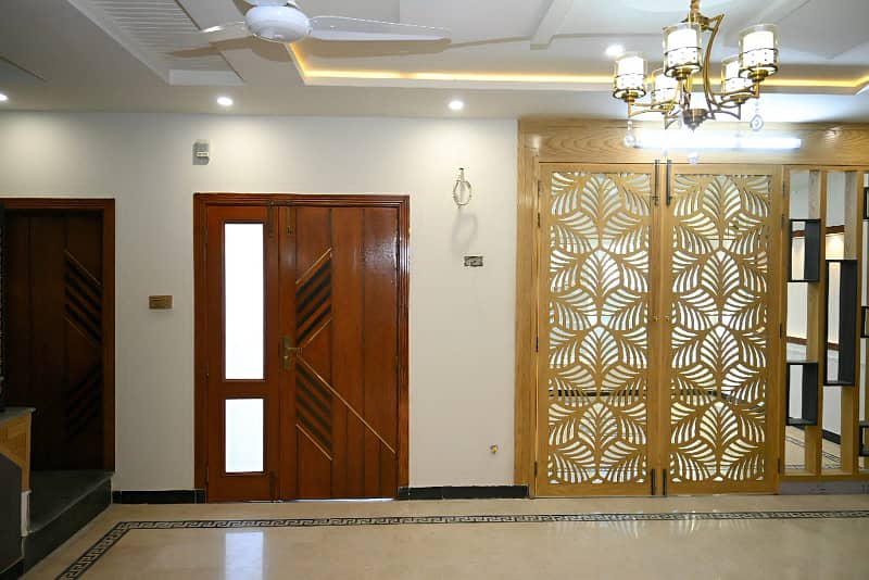 Exquisite Architectural Gem: Faisal Margalla City House for Sale 8