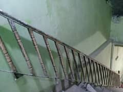 Iron jangla stand for stairs