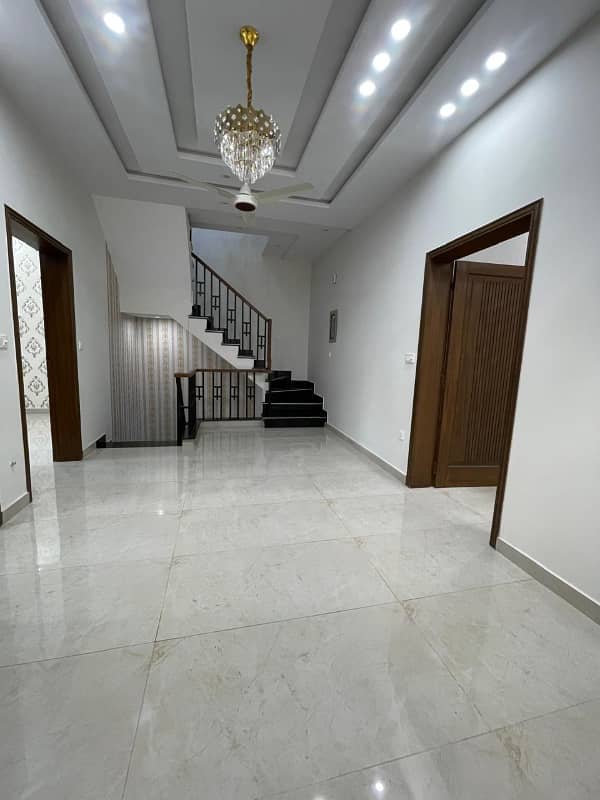 5 MARLA WHITE TURKISH STYLE HOME AVAILABLE FOR SALE 25