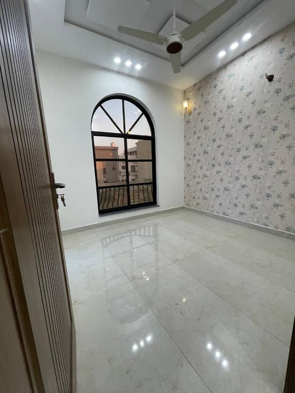 5 MARLA WHITE TURKISH STYLE HOME AVAILABLE FOR SALE 32