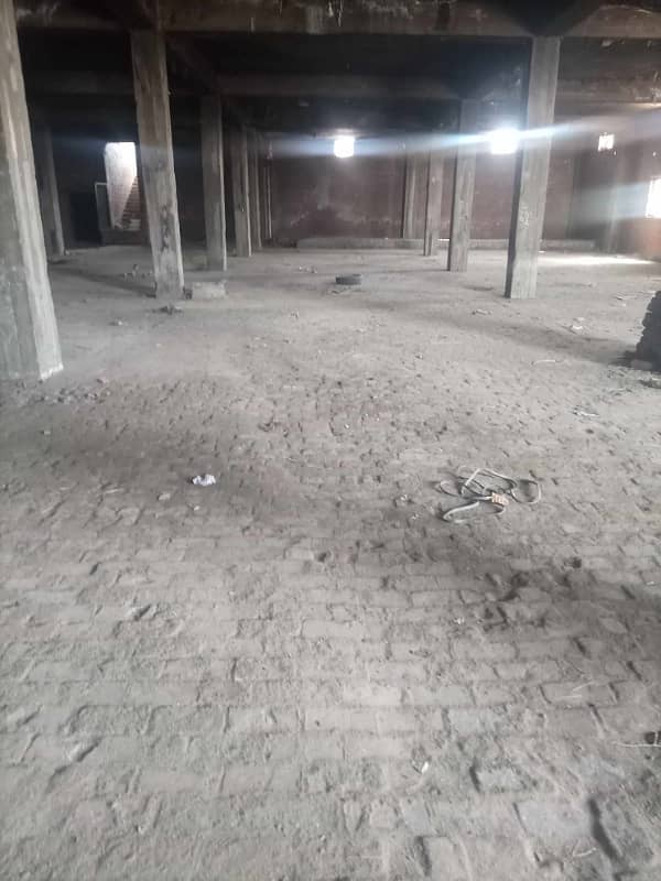 2Kanal Warehouse for Rent in Multan Road Good Location with KVA Load 2