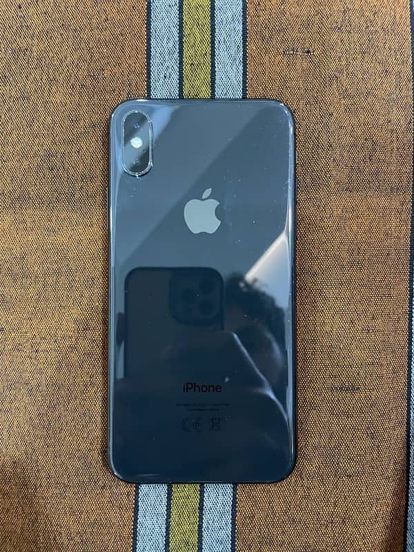 Apple Iphone X 64 GB (NON-PTA) 0