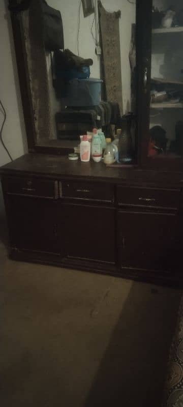 dressing table 1