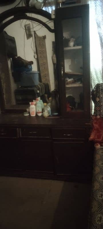 dressing table 4