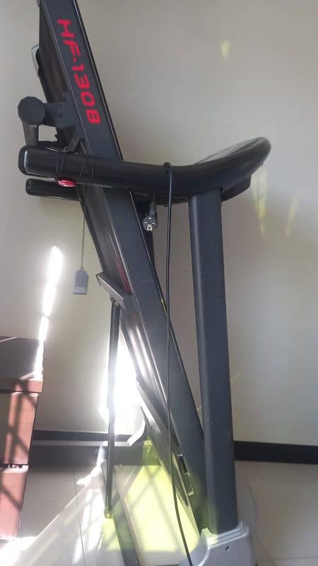 Treadmill HF 1308 3