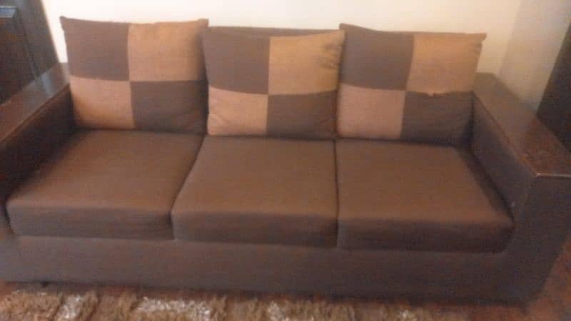 3 seater sofa for sale 0