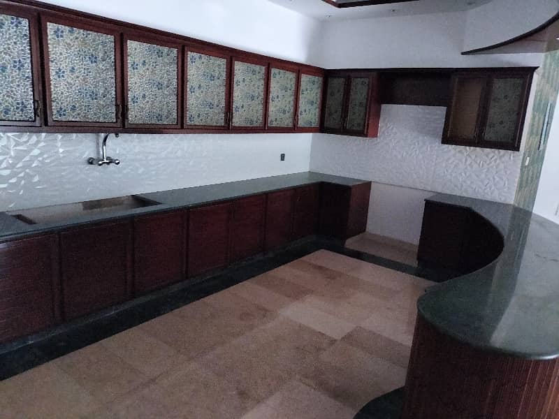 Spacious 2 Kanal Upper Portion Available For Rent In DHA Phase 3 Ideal Location With Modern Amenities And Easy Access To Main Roads Perfect For Families Seeking Comfort And Luxury Rent 125,000 9