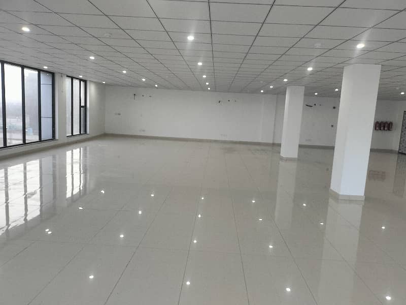 Brand New 8 Marla Building Ground floor + Mezzanine +basement for rent. 9