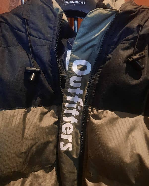 Outfitters Puffer Jacket 3