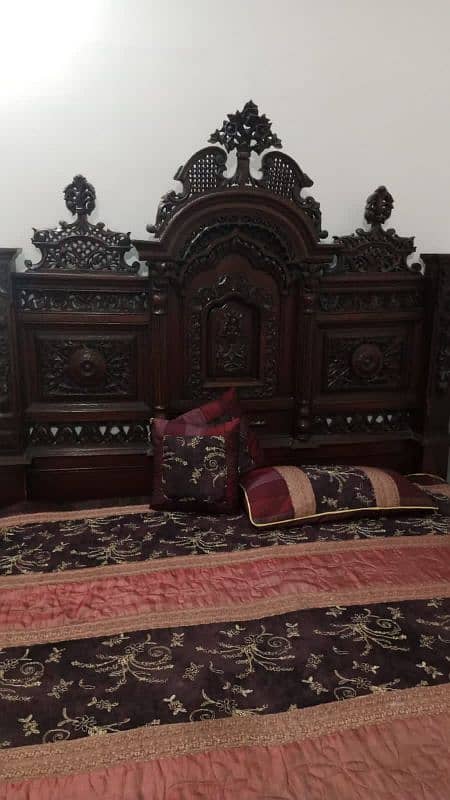 BED SET AND WADROB (DOUBLE BED OR ALMARI) 1