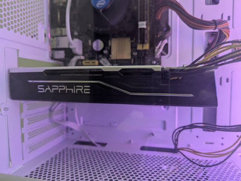 Shappire Rx 570 4gb Graphics Card 1