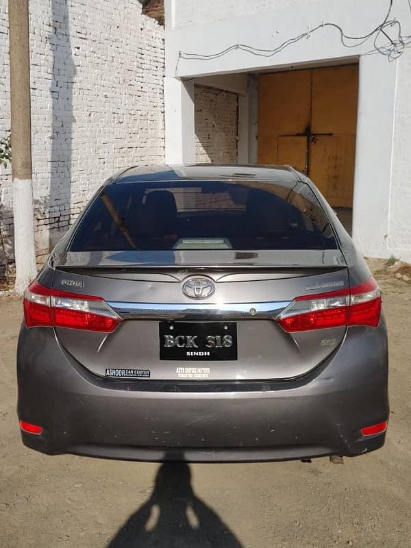 Toyota Corolla GLI 2014/2015 14