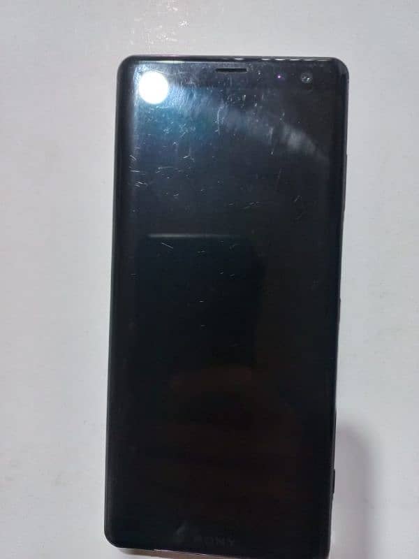 sony xperia xZ3 4/64 only mbl pta approved 6