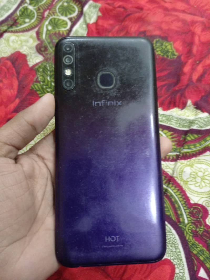 Infinix hot 8 3