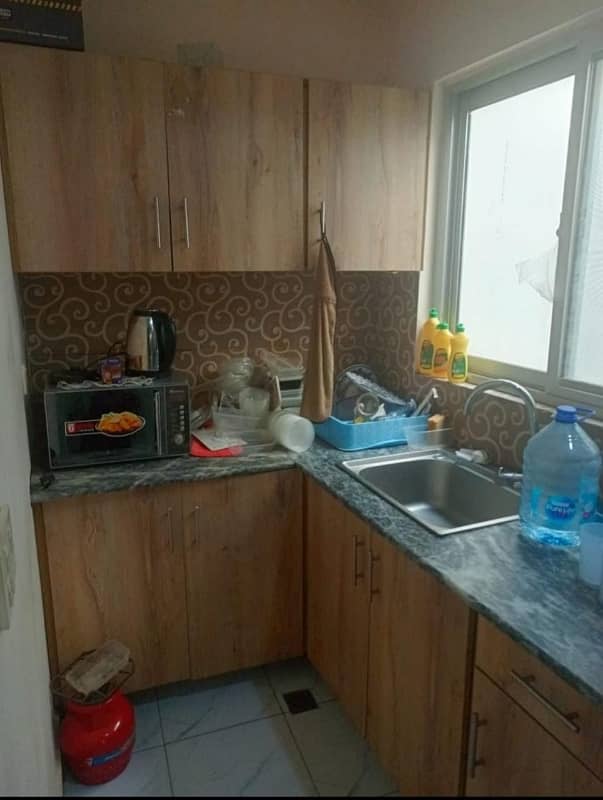 3 Marla Flat In Cavalry Extension For rent At Good Location 3