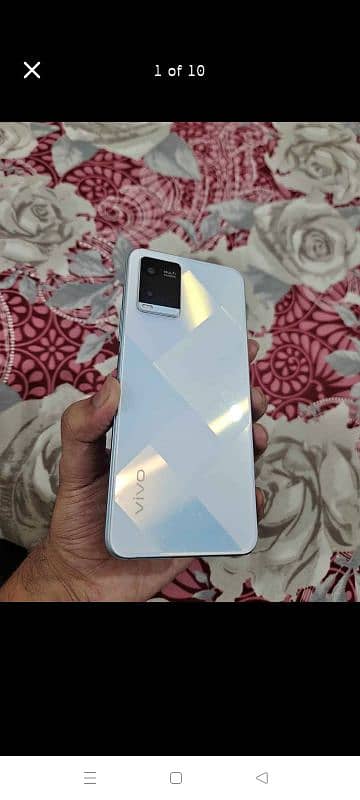 VIVO Y21 1