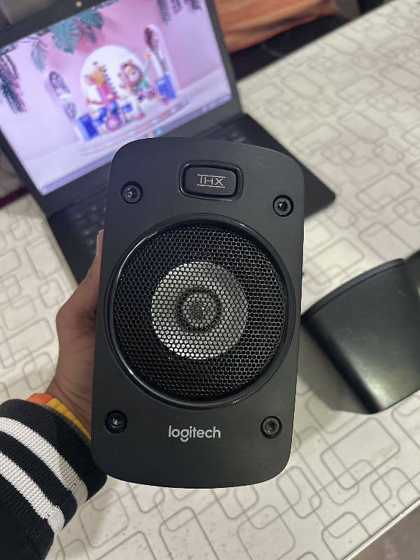 Logitech z906 home theatre speakers only 6