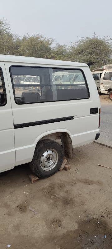 Toyota Hiace 1