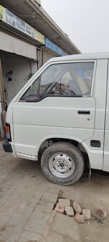 Toyota Hiace 4