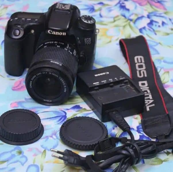 CANON 70D FRESH CONDITION 1