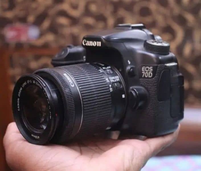 CANON 70D FRESH CONDITION 3