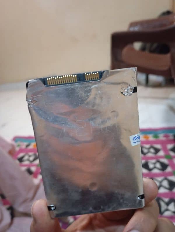 128gb SSD. for sell. bilkul new he use nhi hui one day use he 2