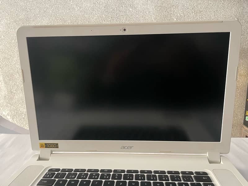 Acer Chromebook 15 (CB5-571)   Gentration 5th 4