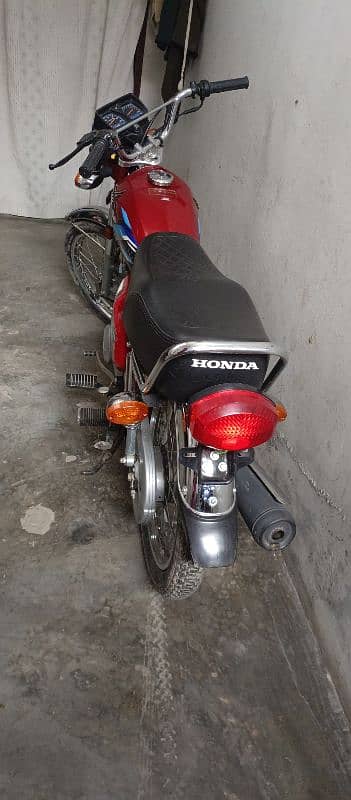 Honda GC125 urgent sale 1