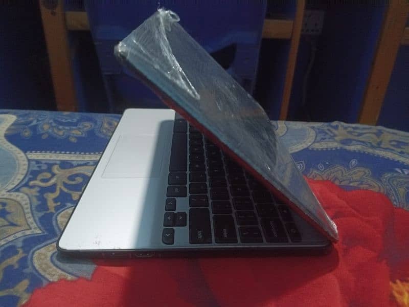 Hp Window 10 laptop chromebook 1