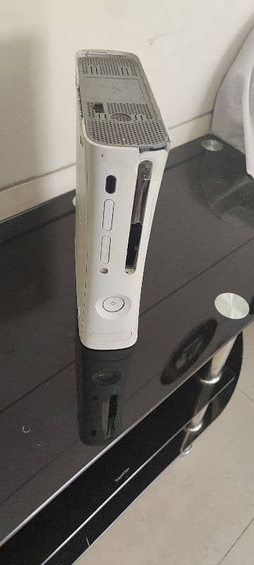 Xbox 360 console 0