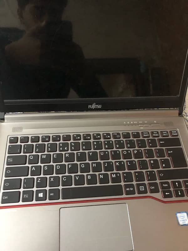 Fujitsu Lite Book 746 2