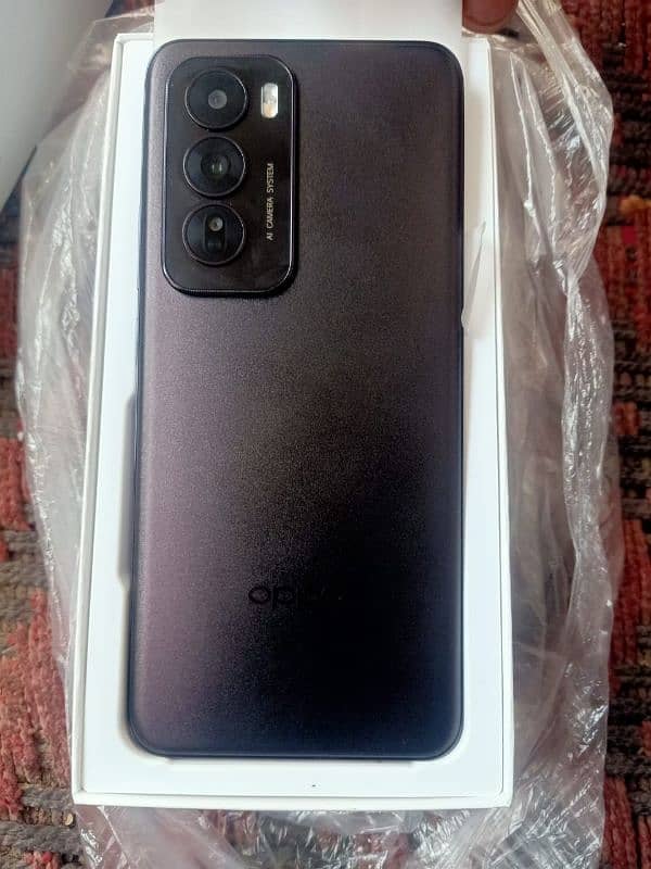 Oppo reno 12 0