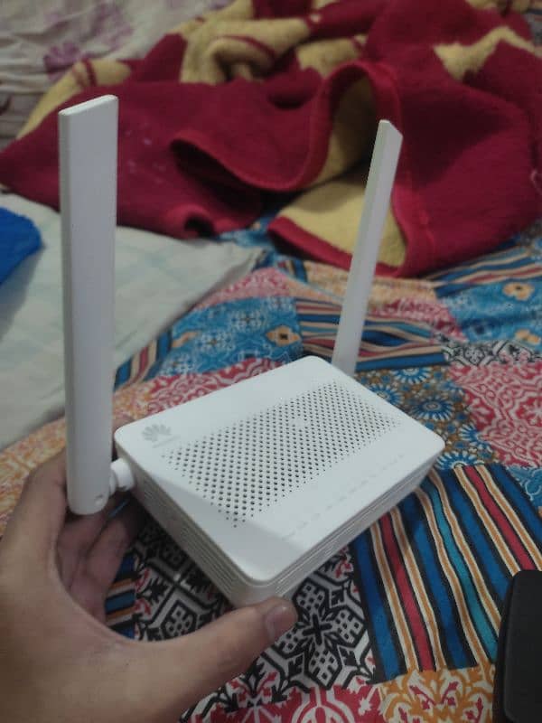 Huawei GPON 5G fibre router almost new 2