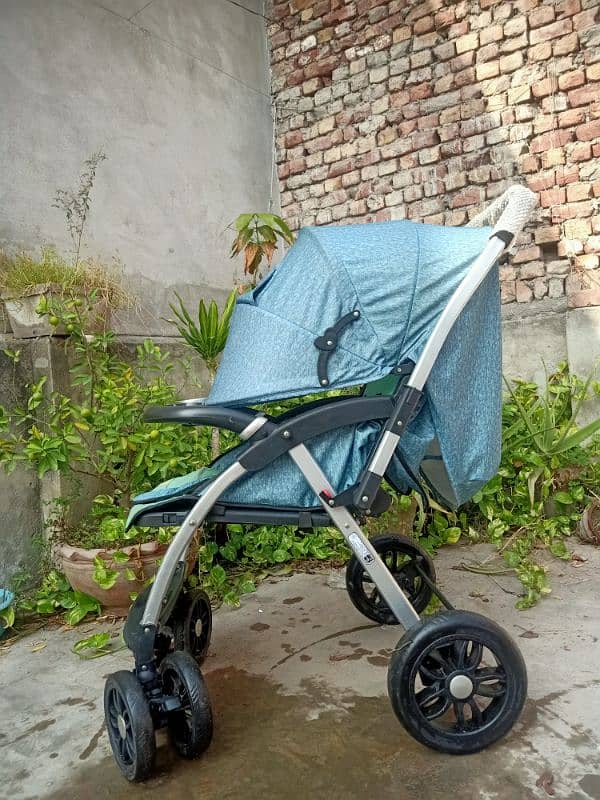 high quality Pram. 5