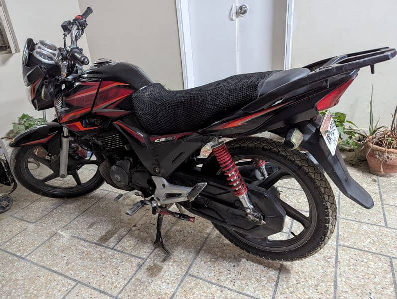 cb150f Black color mint condition 3