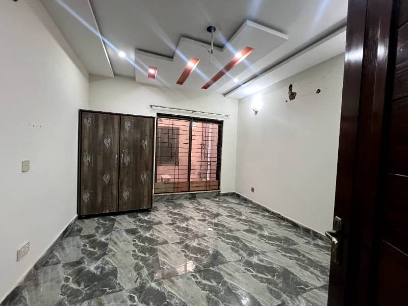 7 Marla Upper Portion Near Football Ground For Rent In Lake City Sector M-7A 9