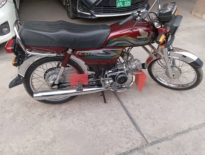 Honda CD 70-2023 3