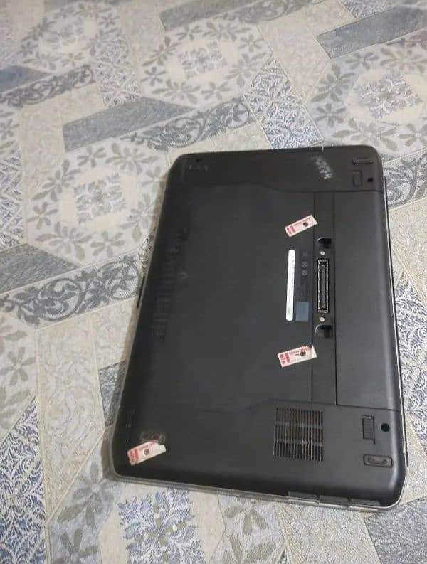 Dell latitude laptop 3