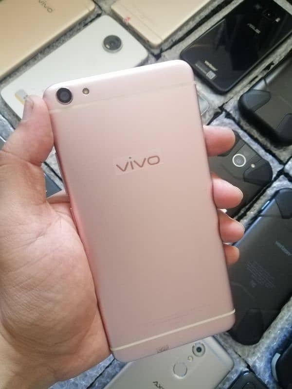 Vivo X7 Plus 4/64Gb, Super Amoled LED Display+4000mah big battery 1