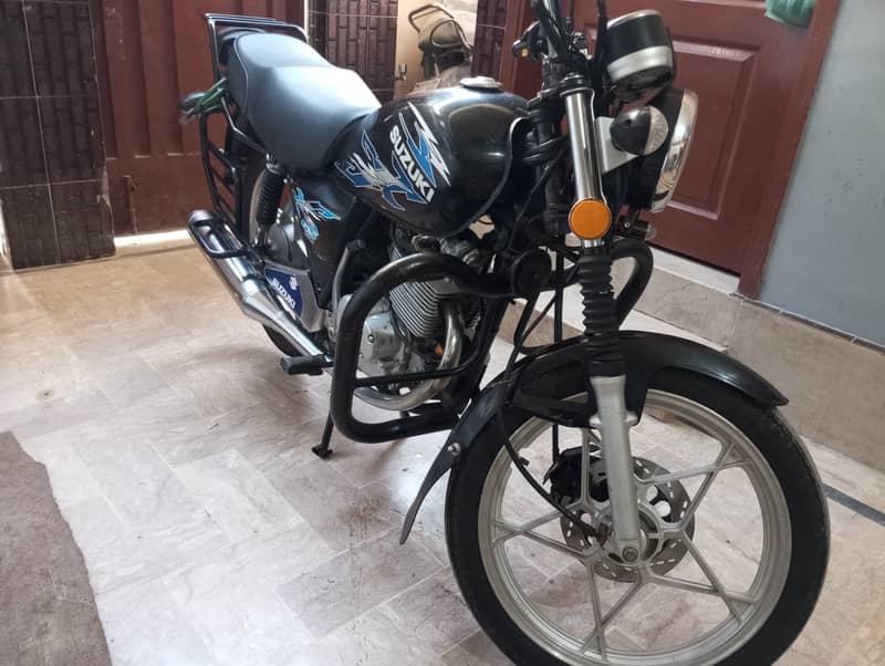 Suzuki GS 150 SE 2021 0