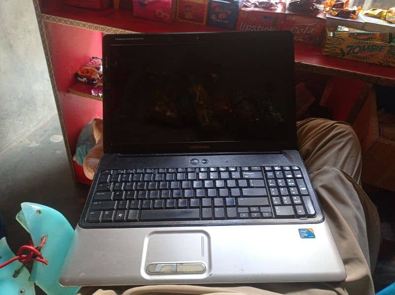 Hp Compaq c2d laptop faulty 1