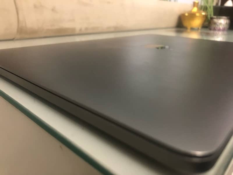 Macbook Pro 512 GB 2017 4