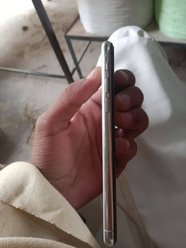 iphone x non pta 10/10 condition battery 84 4